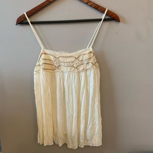 Cream American Eagle tank. Medium.